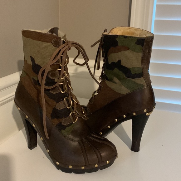 Michael Kors Studded Camouflage Leather Boot Size 6.5 - Picture 6 of 11